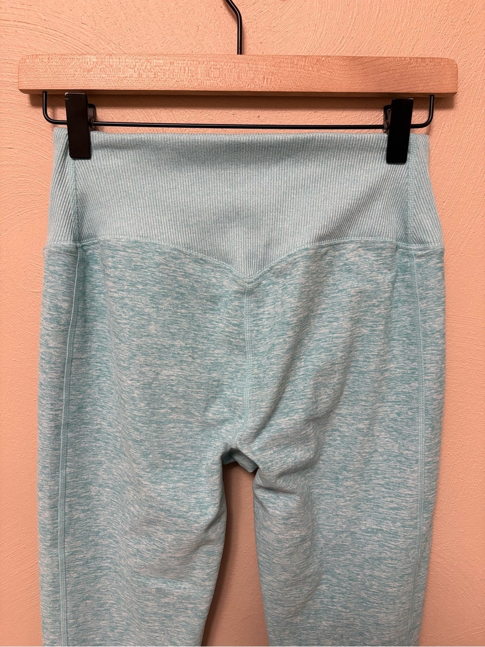 ALO High Waist Lounge Legging in Blue Quartz Heather Size Medium - Picture 6 of 10